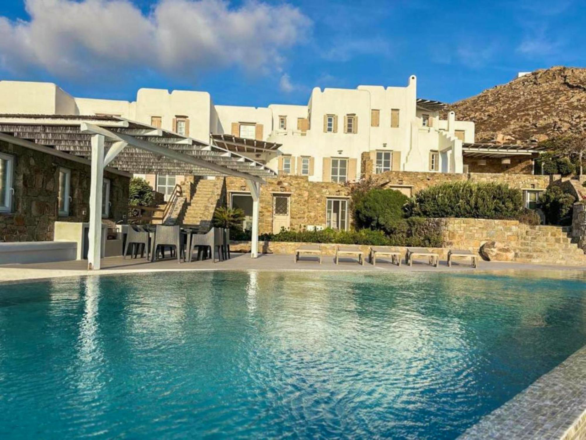 Hotel White Rock & Houlakia (Mykonos)