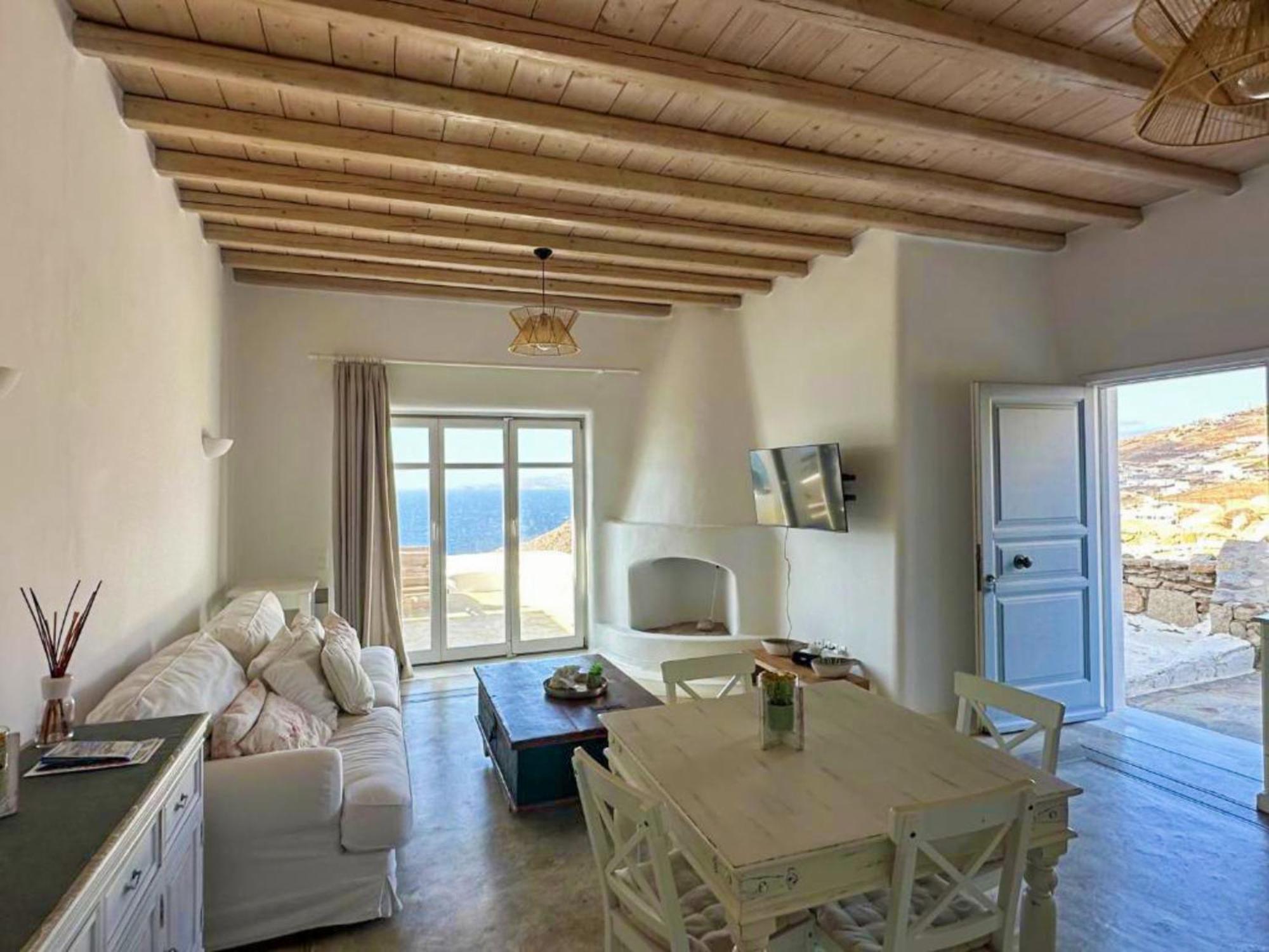 White Rock & * Houlakia (Mykonos)